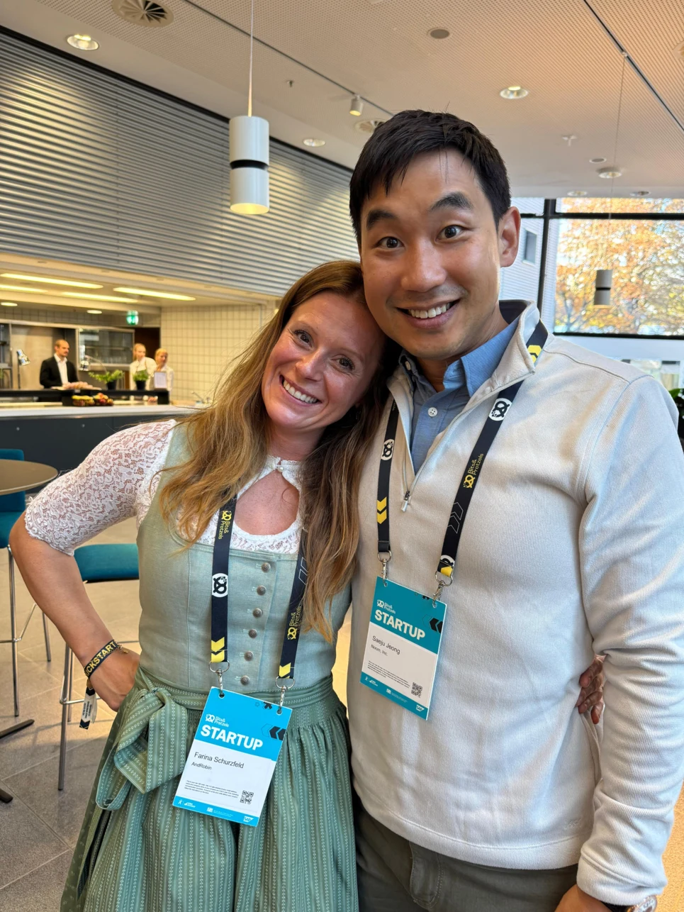 Farina Schurzfeld und Seeju Jeong auf dem Bits & Pretzels Startup-Event
